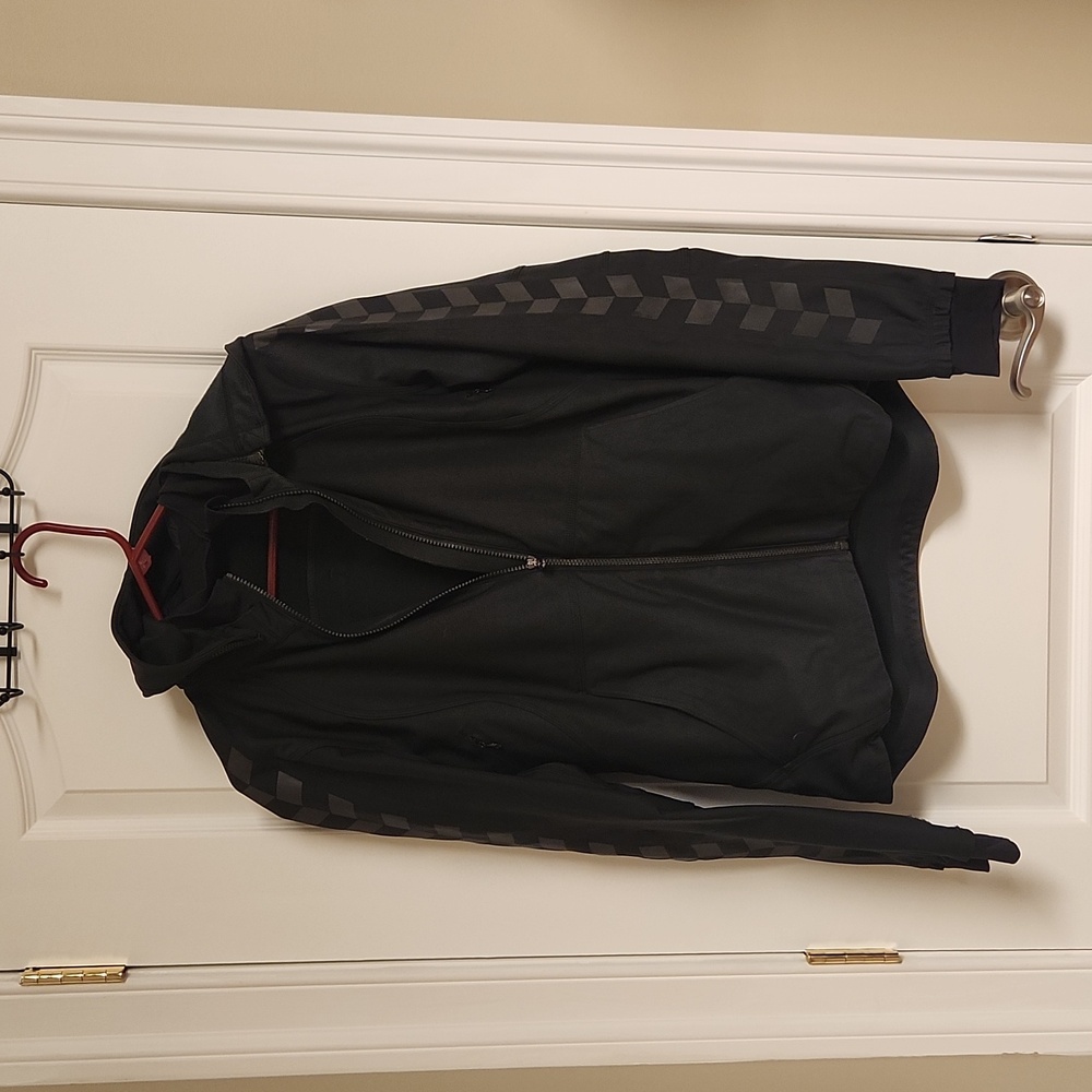 Lululemon Feelin Frosty Soft Shell size 10 - Picture 3 of 16